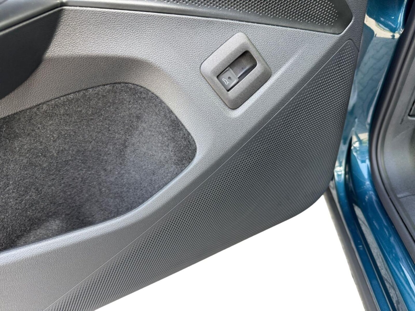 Volkswagen Tiguan – Bild 11
