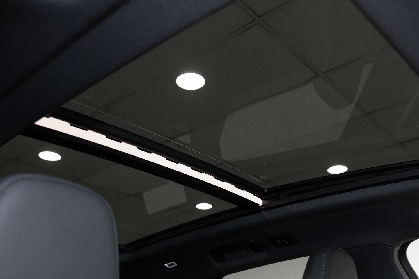 Image about Audi Q5 SUV TDI quattro 150 kW sport