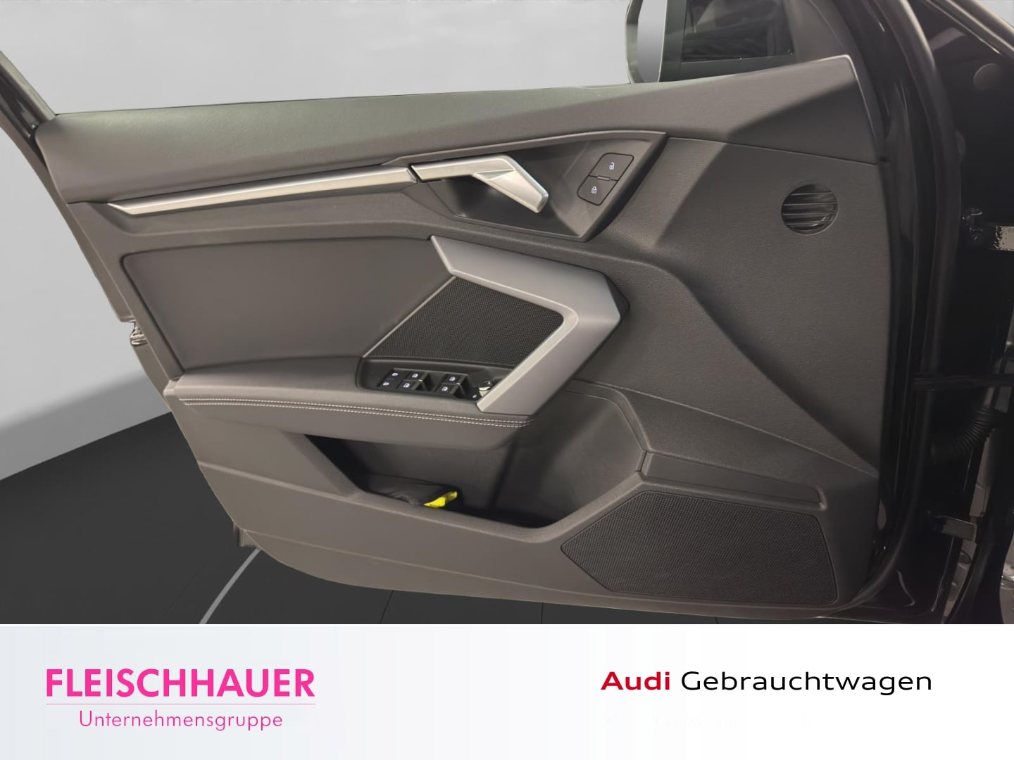 Bild über Audi A3 Sportback S line 35 TFSI S tronic - für weitere Informationen kontaktieren Sie den Audi Partner