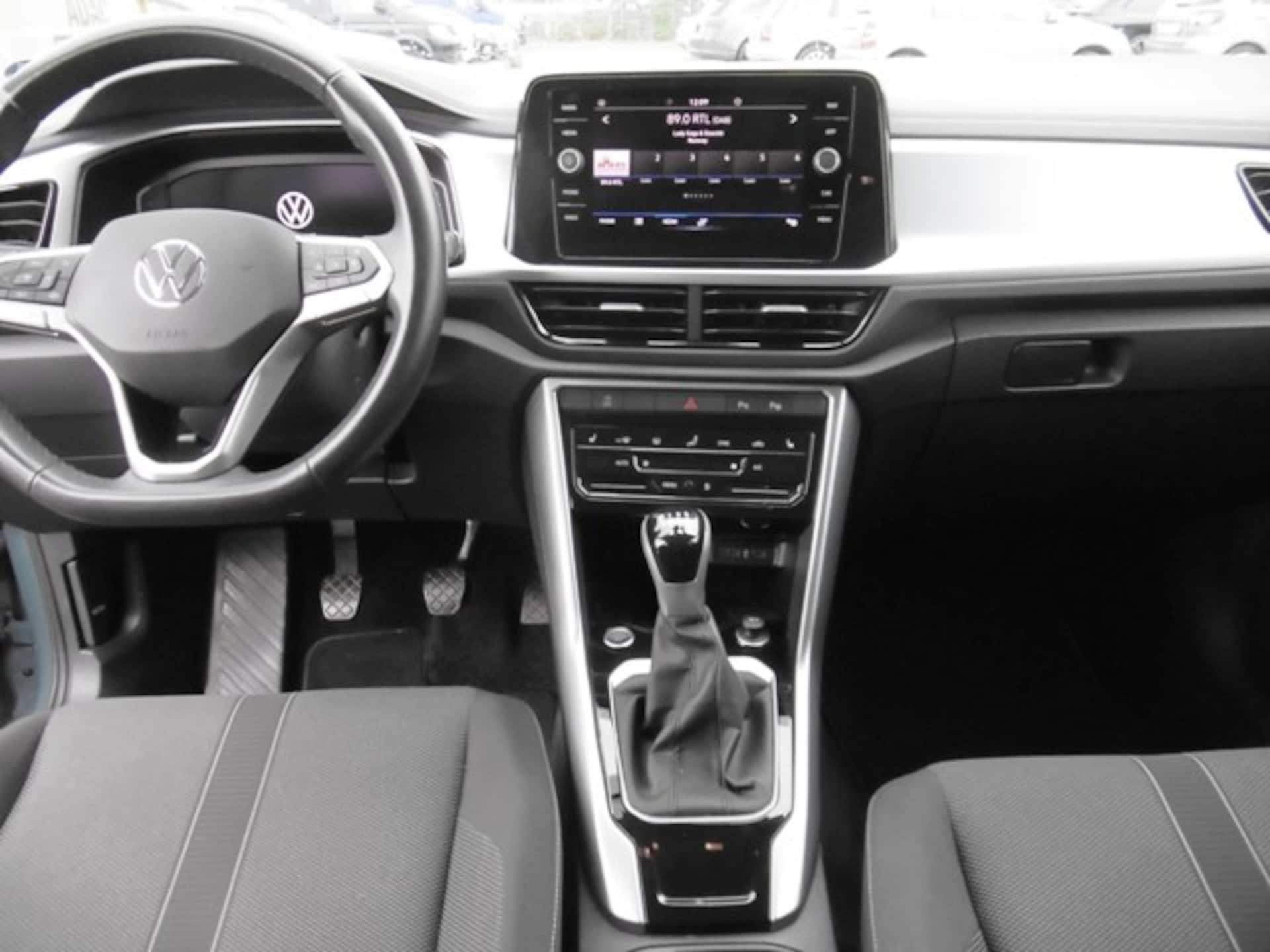 Volkswagen T-Roc Life