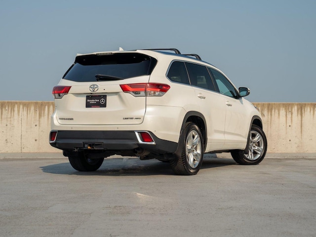 2017 Toyota Highlander