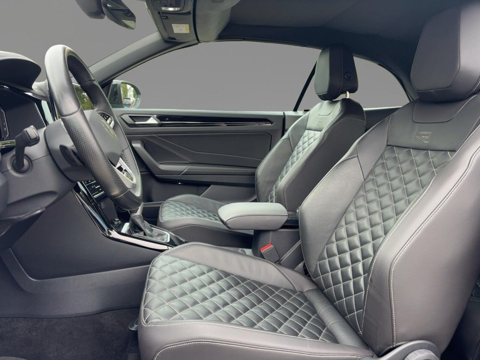 Volkswagen T-Roc Cabriolet – Bild 8