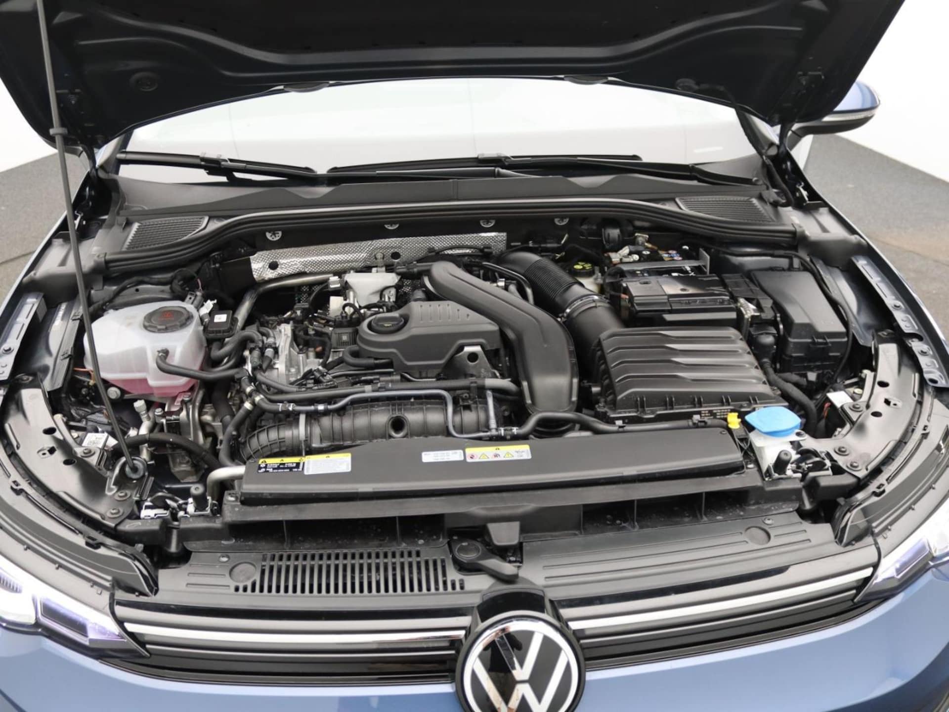 Volkswagen Golf Life