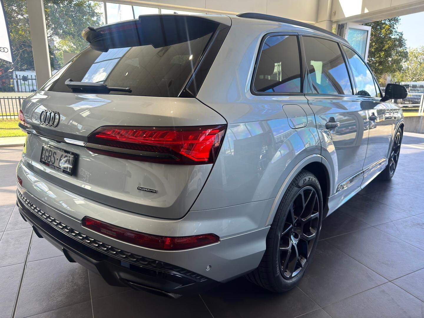 Image about Audi Q7 SUV Q7 S line TDI quattro tiptronic