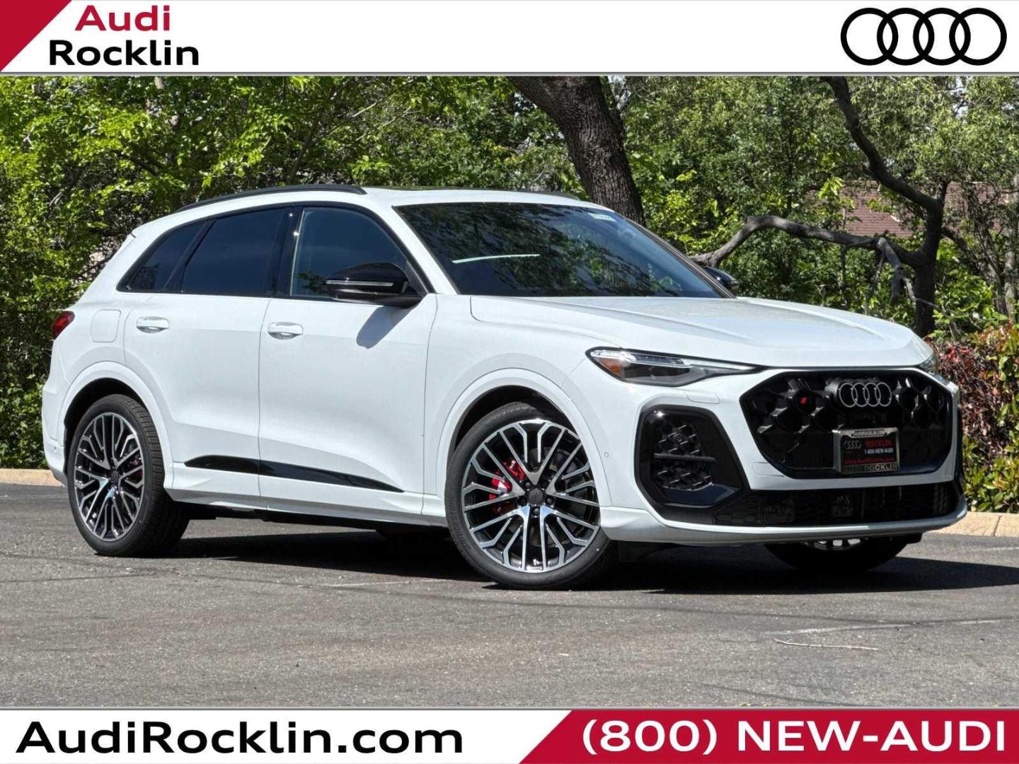 2026 Audi SQ5 Prestige quattro's photo