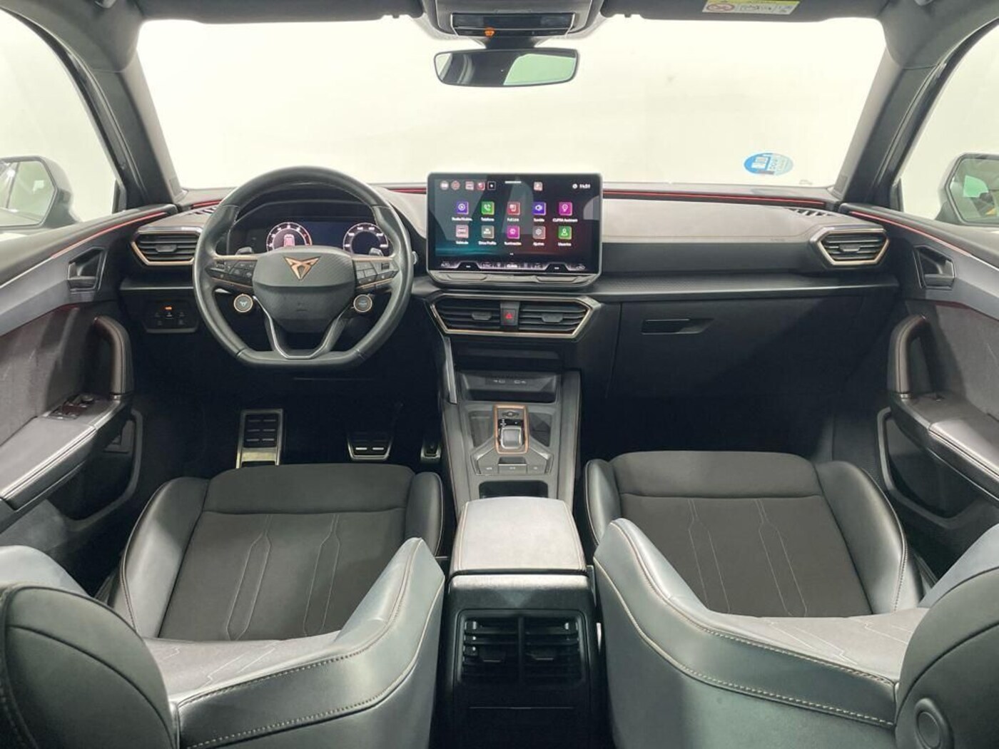 CUPRA Leon Sportstourer 1.5 eTSI DSG 110 kW (150 CV) — photo 5