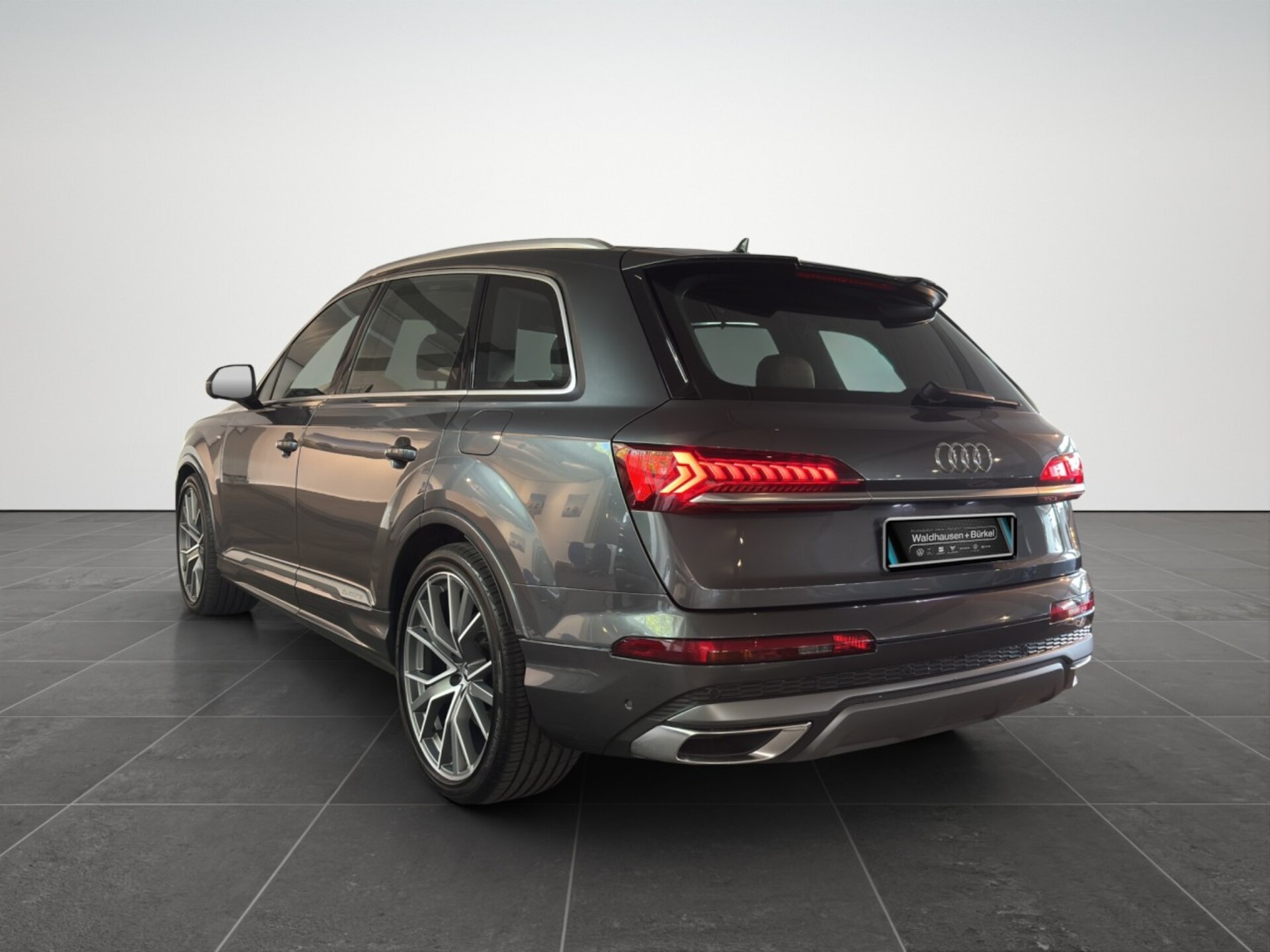 Audi Q7 SUV TFSI e S line