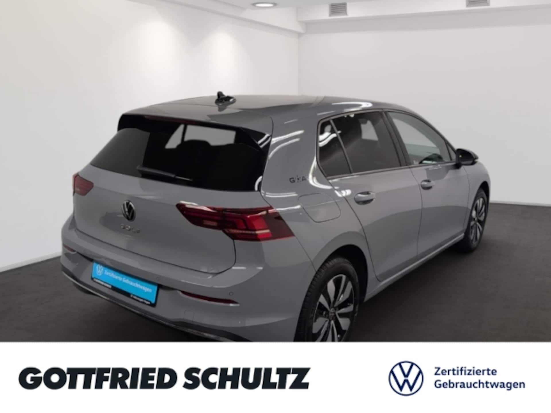 Volkswagen Golf Life