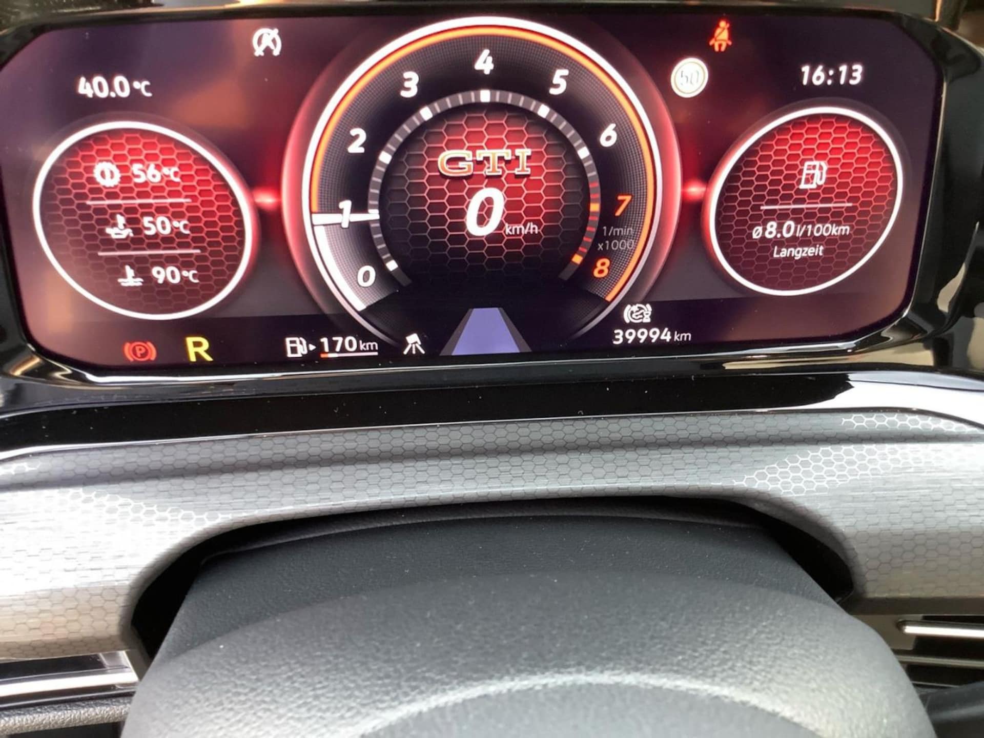 Volkswagen Golf GTI