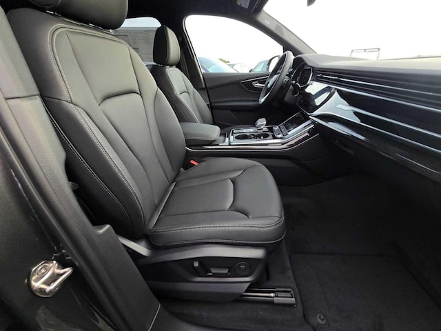 2026 Audi Q7 Premium - Photo 11