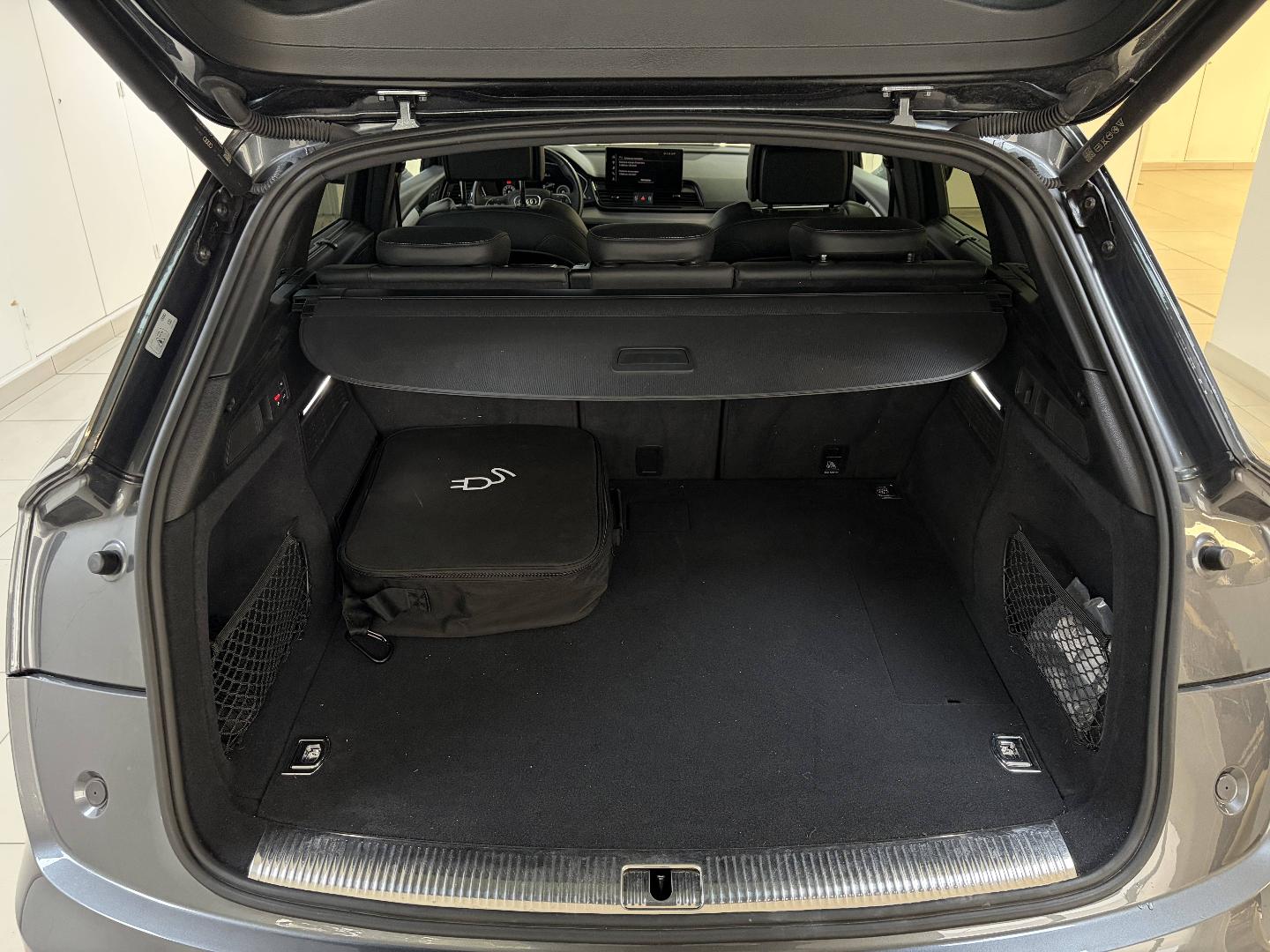 Image about Audi Q5 TFSI e S line 55 TFSI e quattro 270 kW (367 ch) S tronic