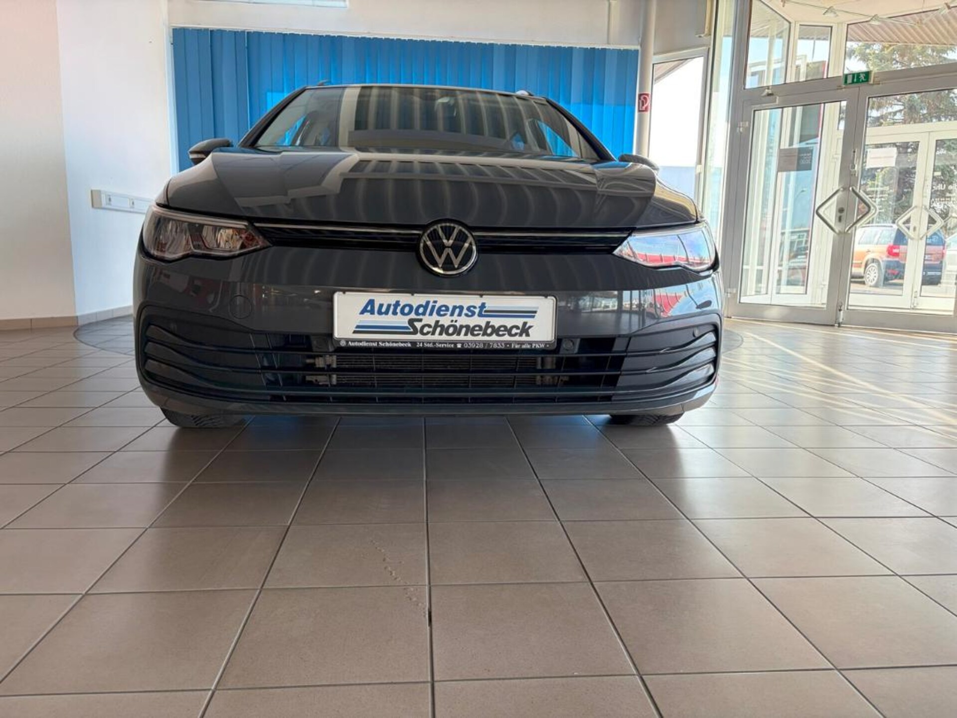 Volkswagen Golf Variant Life
