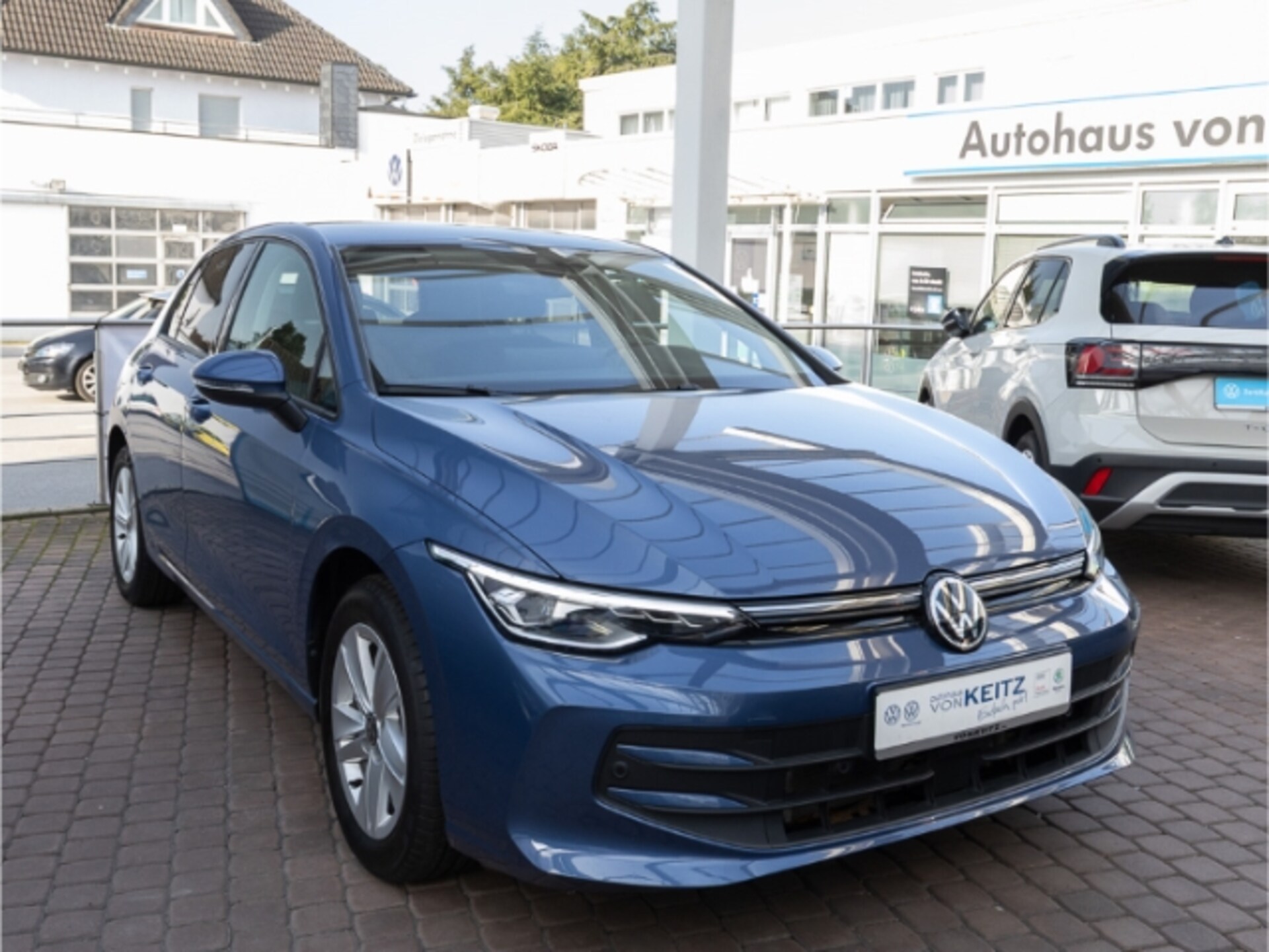 Volkswagen Golf Life