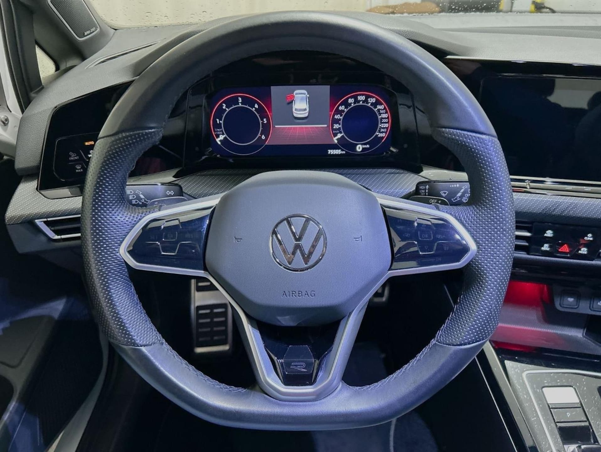Volkswagen Golf R-Line