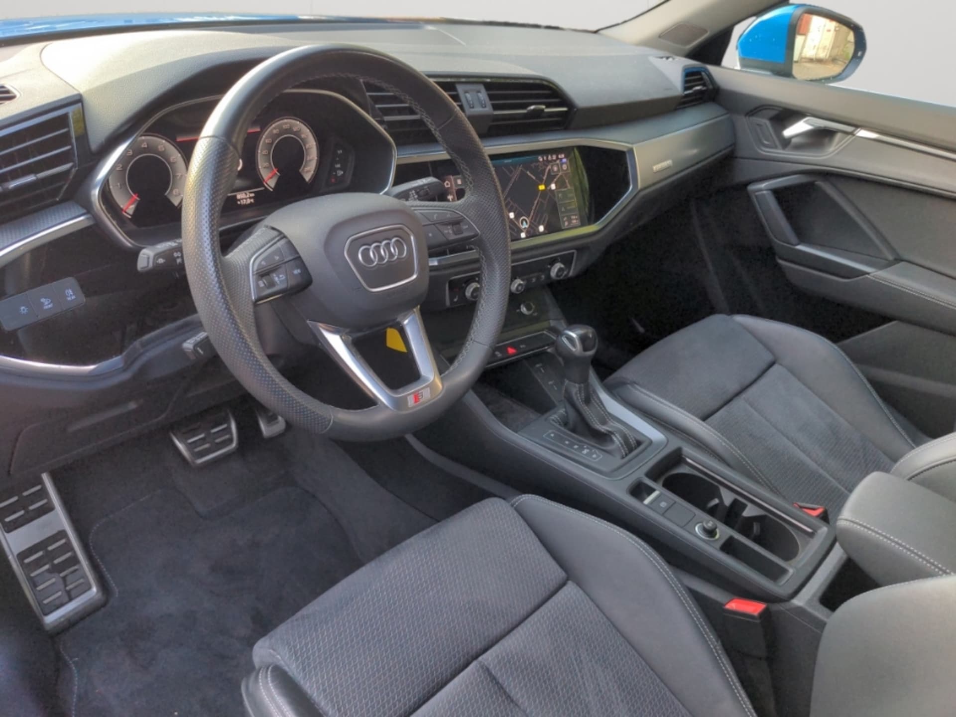 Audi Q3 Sportback S line