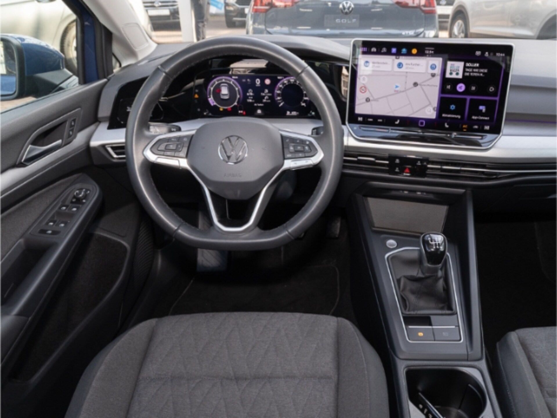 Volkswagen Golf Life