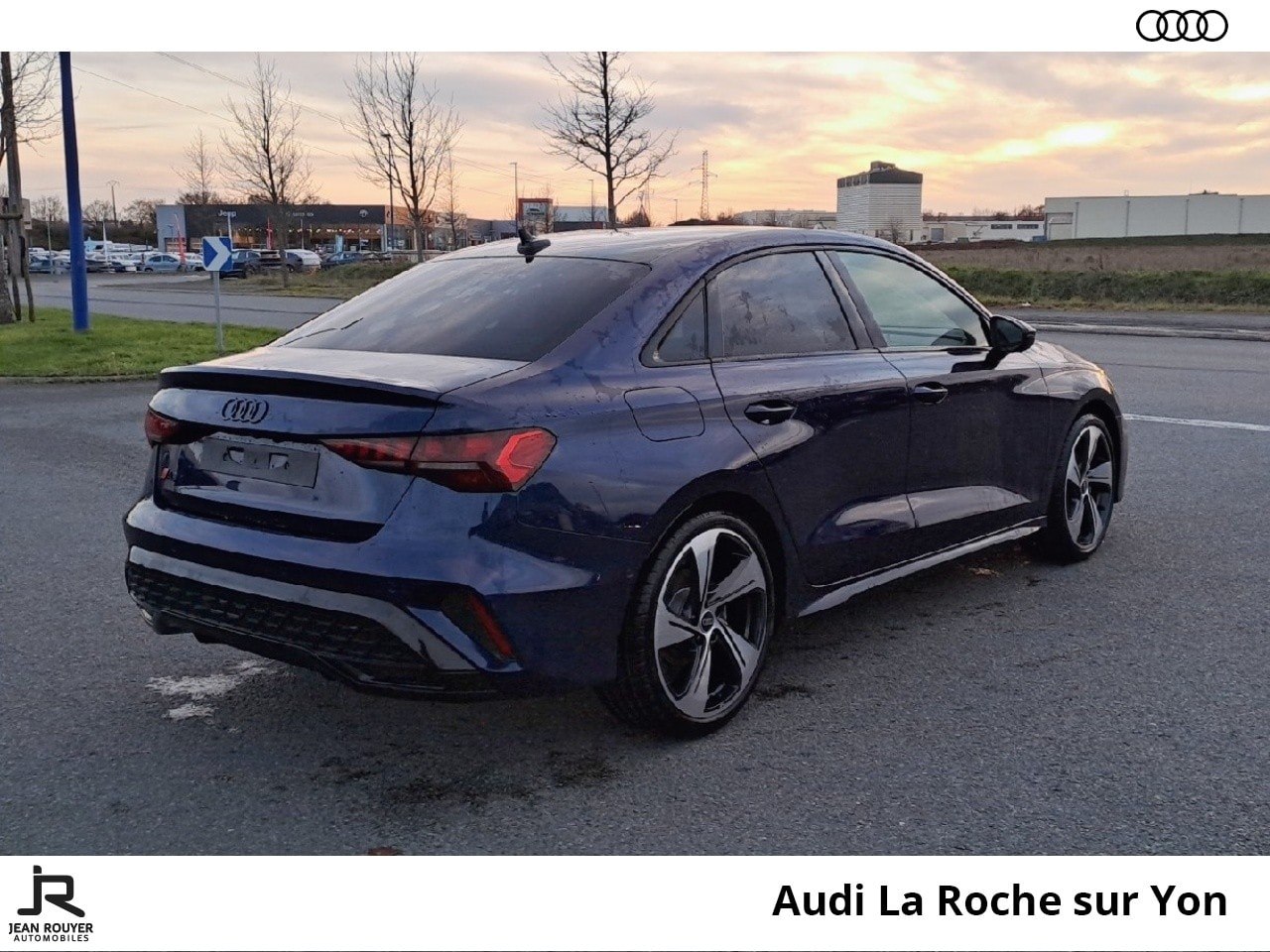 Image about Audi A3 Berline S line 35 TFSI Hybride 110 kW (150 ch) S tronic