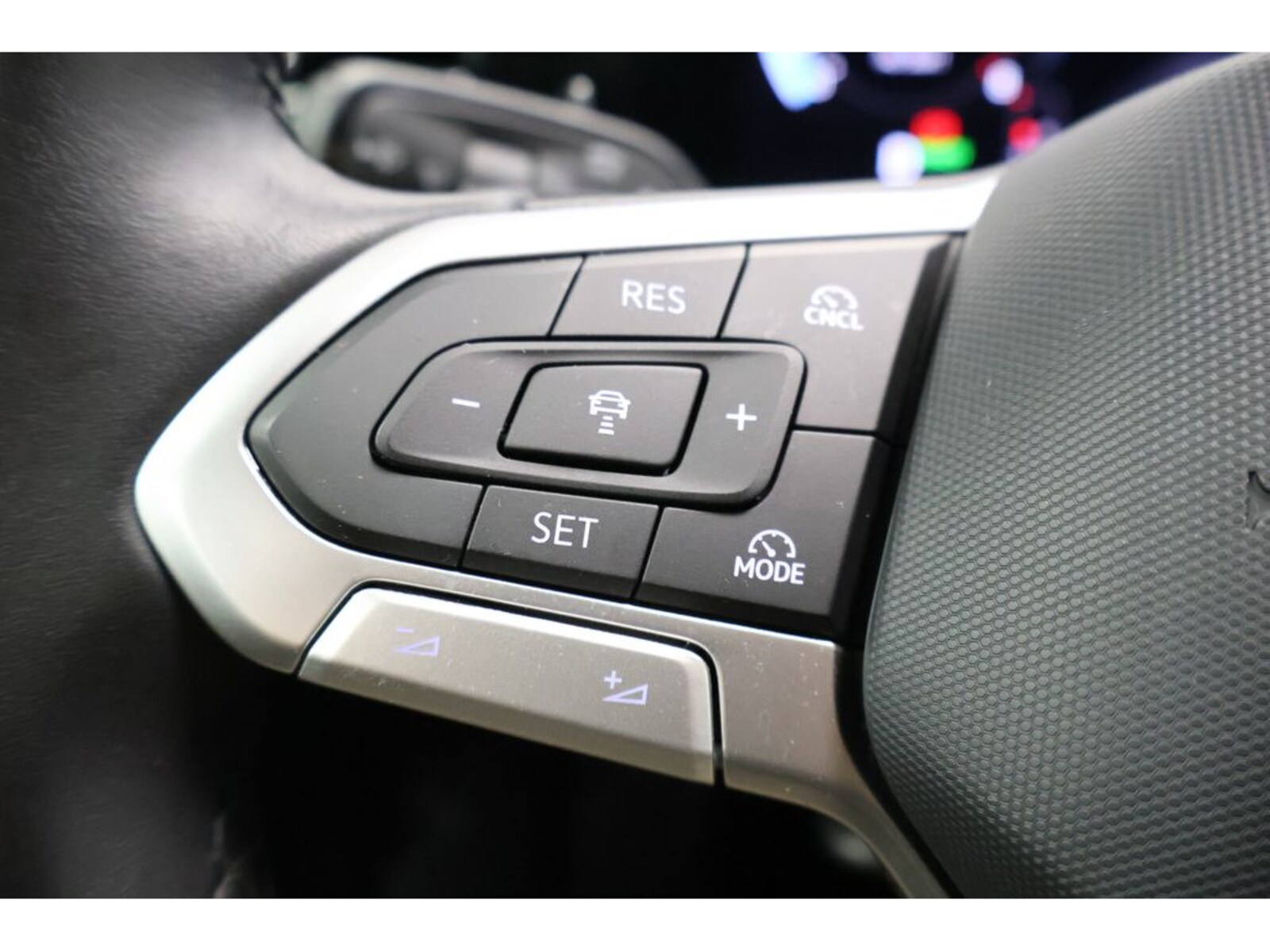 Volkswagen Passat – Bild 17