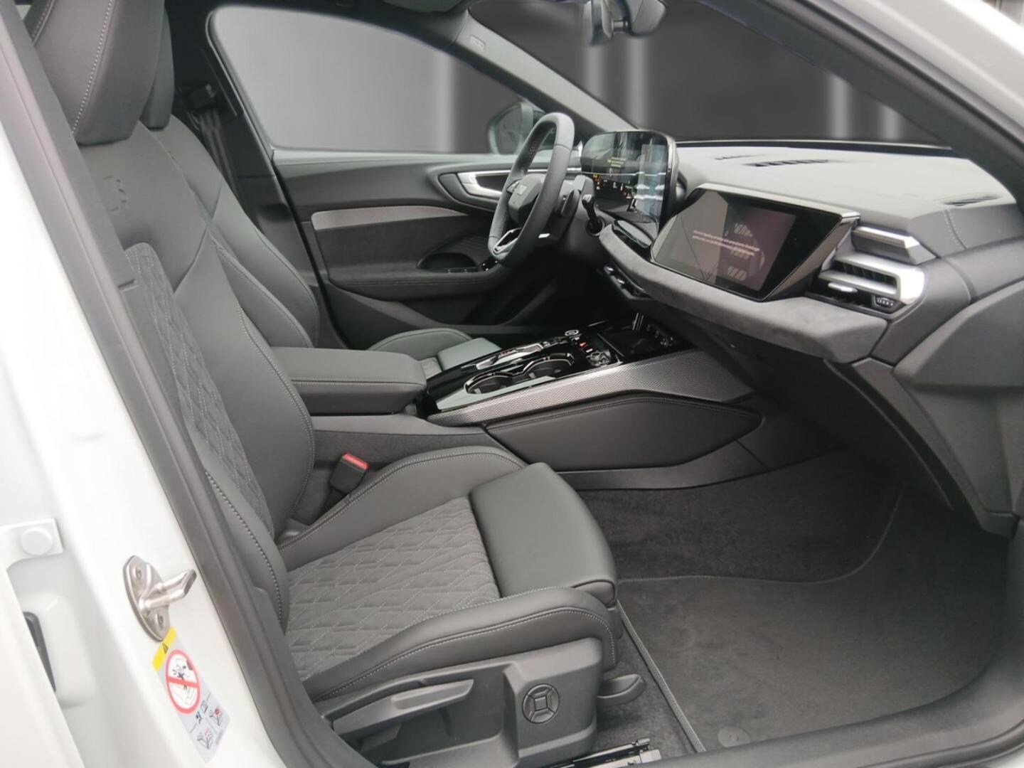 Bild über Audi A5 Avant edition one TDI quattro 150 kW S tronic - für weitere Informationen kontaktieren Sie den Audi Partner