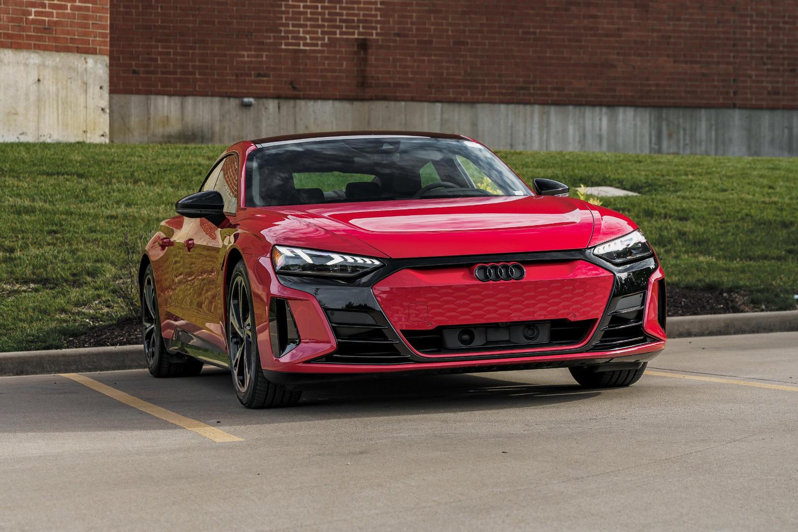 2024 Audi e-tron GT Premium Plus quattro's photo