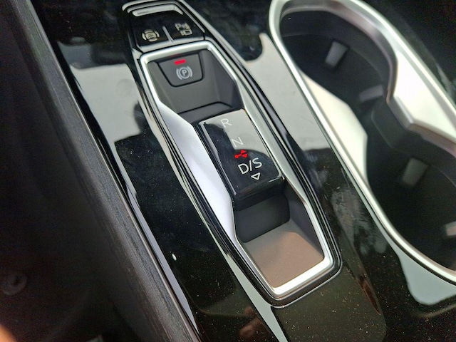 2026 Audi A6 Premium Plus - Photo 8