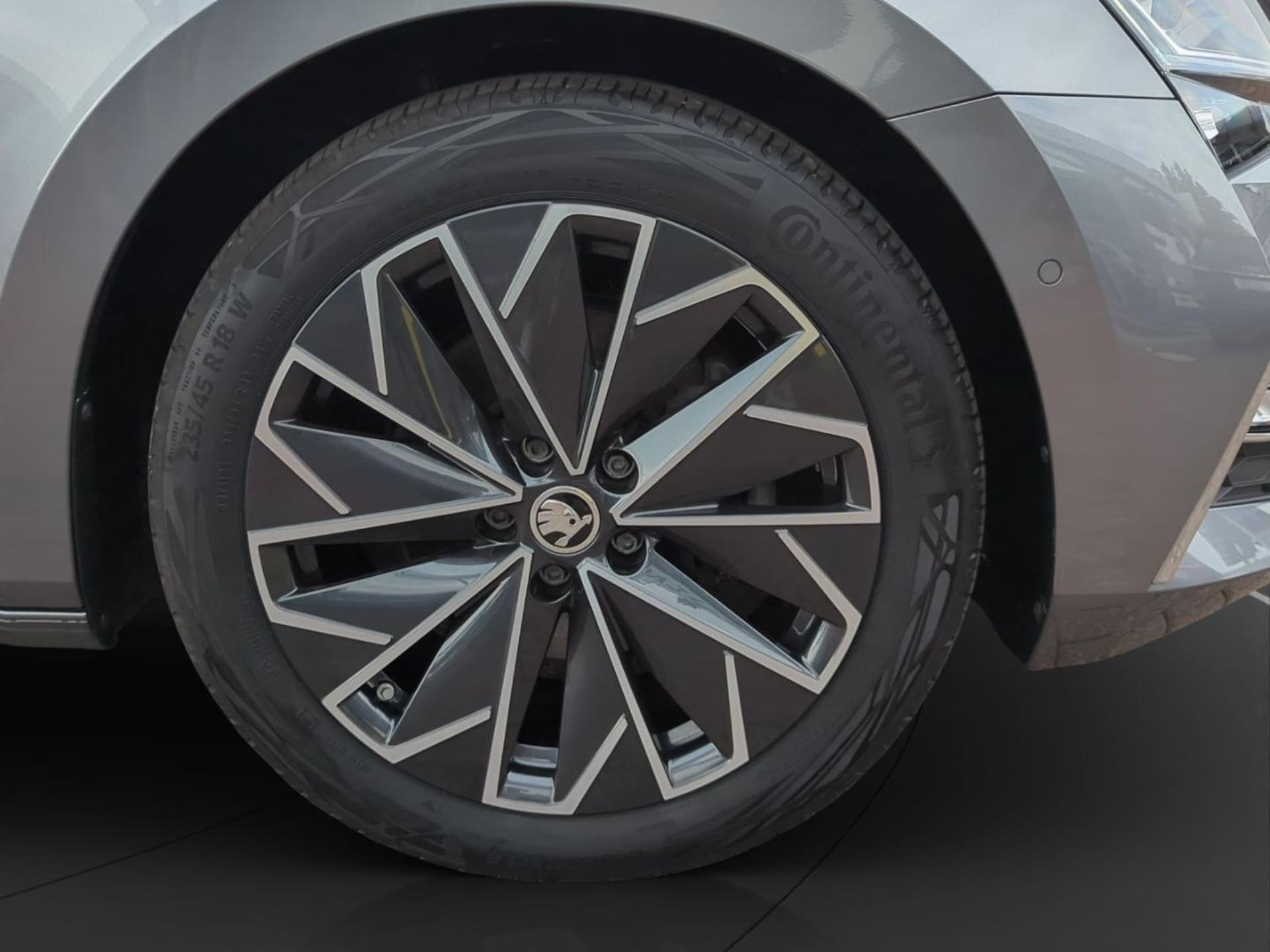 Skoda Superb Combi Laurin & Klement