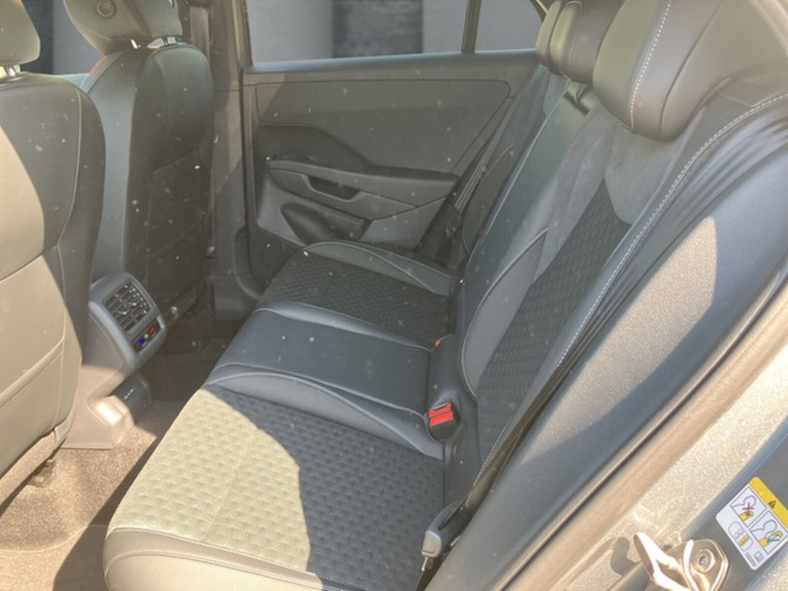 Volkswagen T-Roc – Bild 14