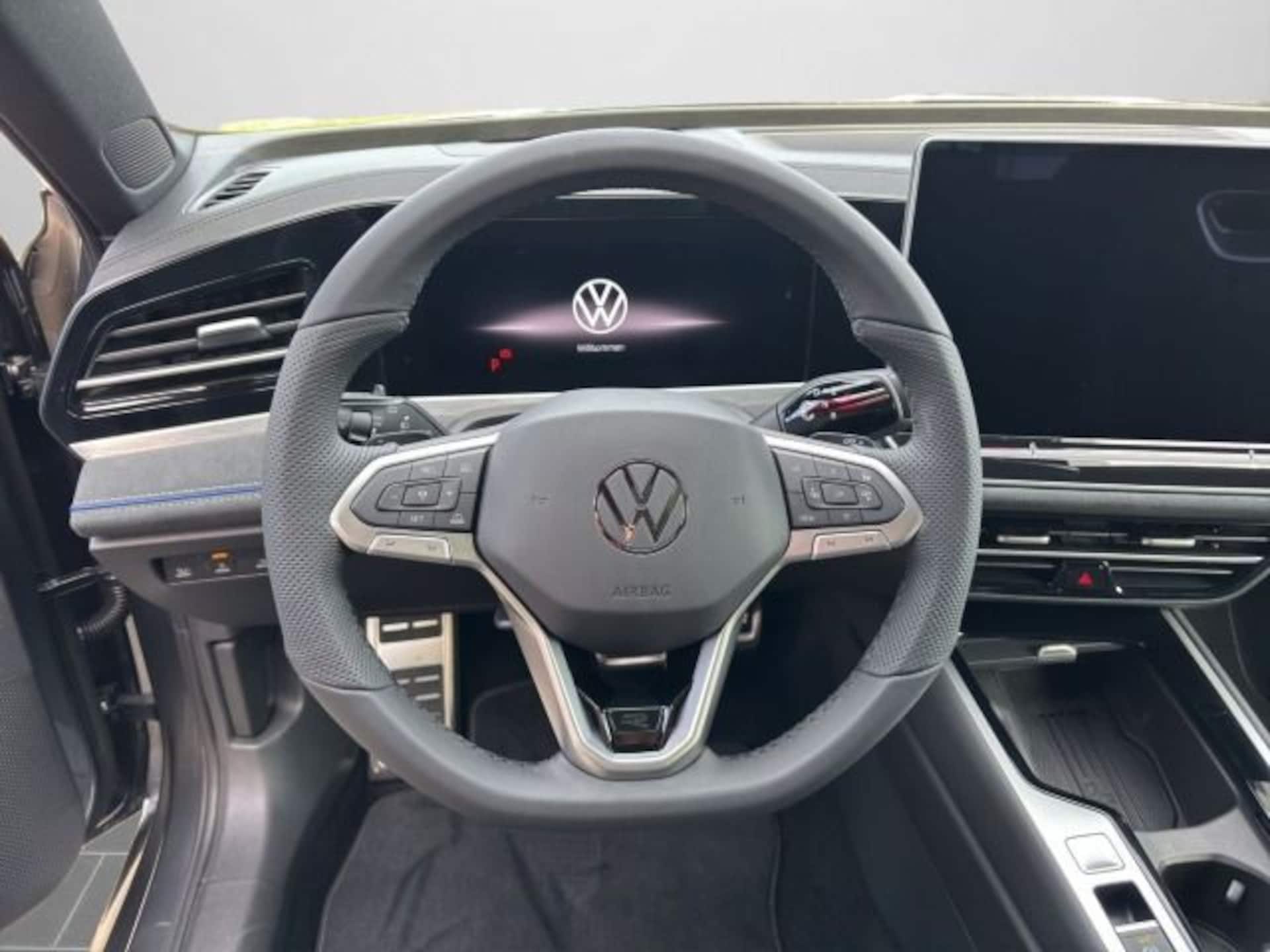 Volkswagen Passat R-Line