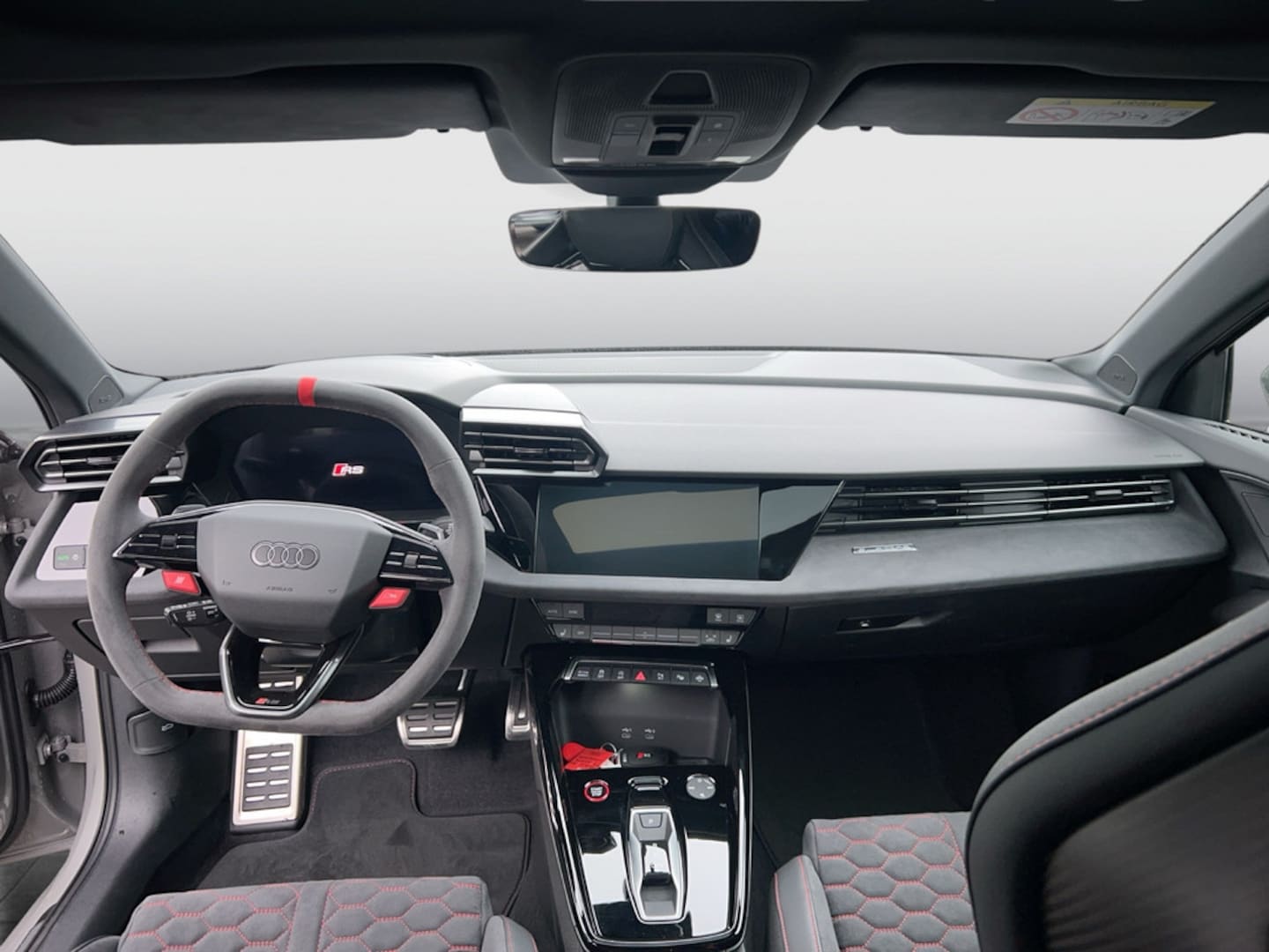Bild über Audi RS 3 Limousine TFSI quattro 294 kW S tronic - für weitere Informationen kontaktieren Sie den Audi Partner