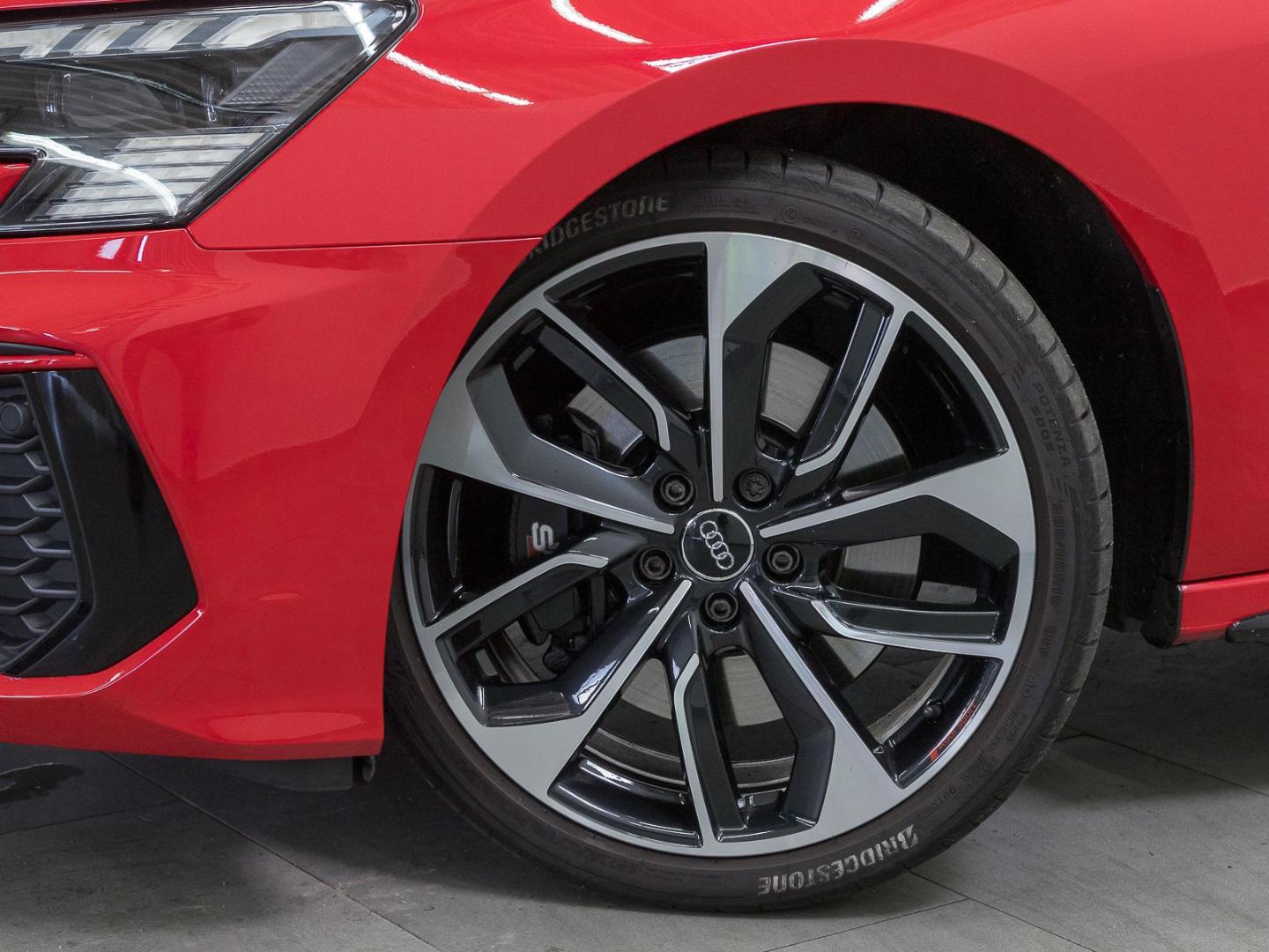 Image about Audi S3 Limousine TFSI quattro S tronic