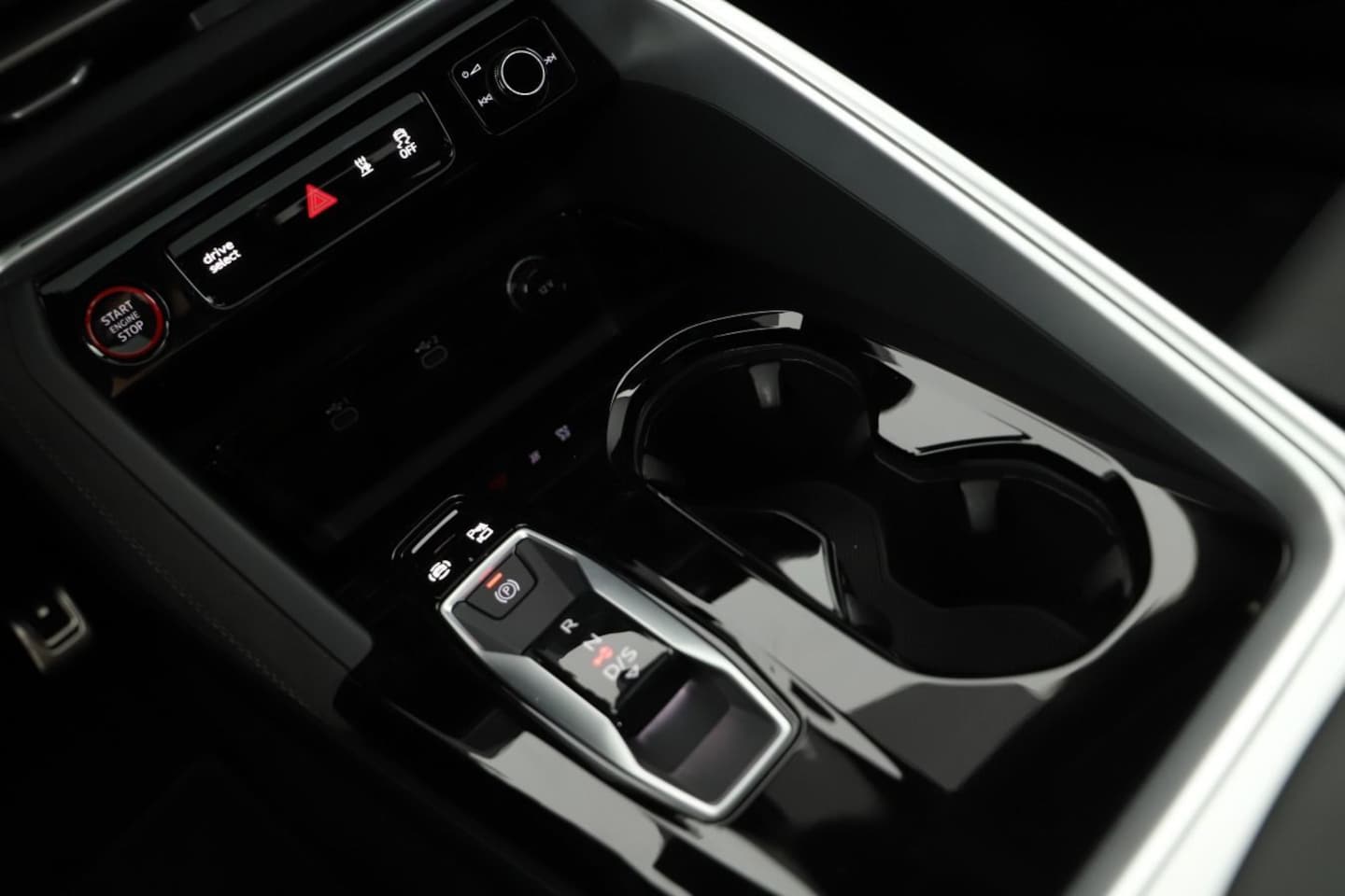 Bild über Audi SQ5 SUV TFSI 270 kW S tronic - für weitere Informationen kontaktieren Sie den Audi Partner
