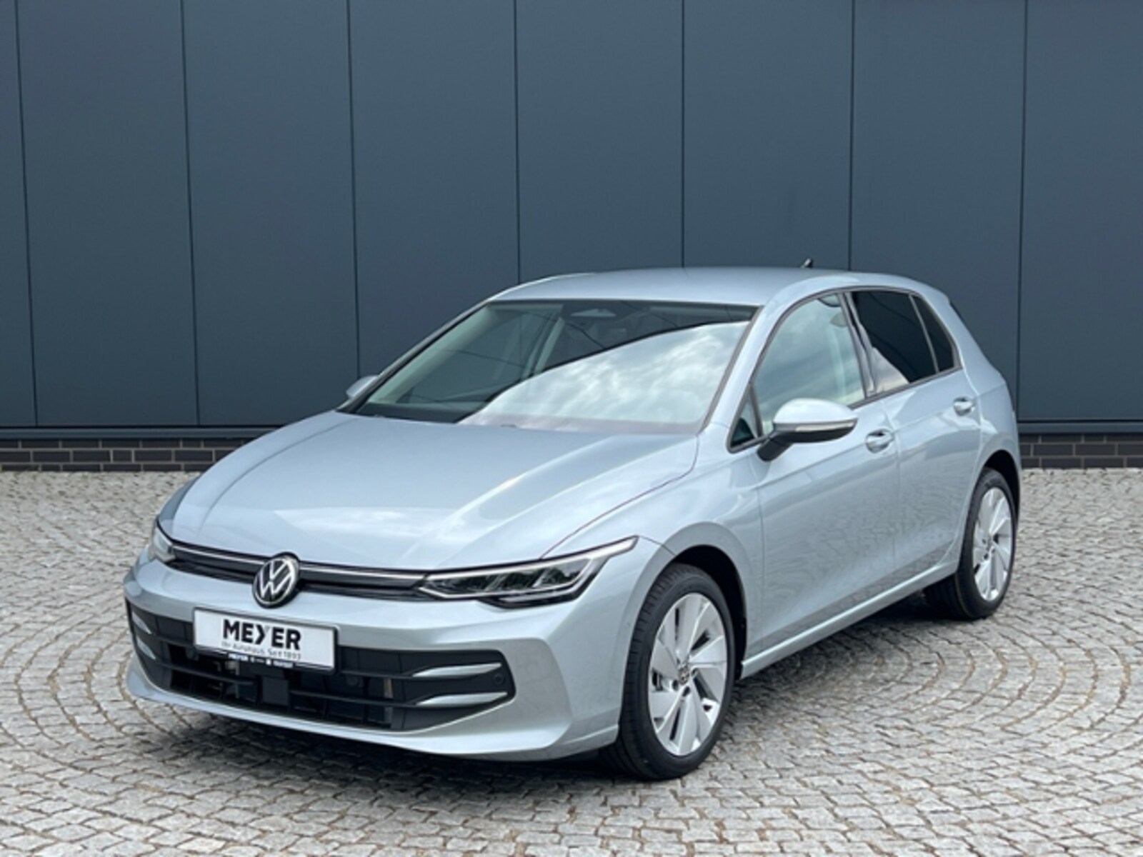 Volkswagen Golf – Bild 2