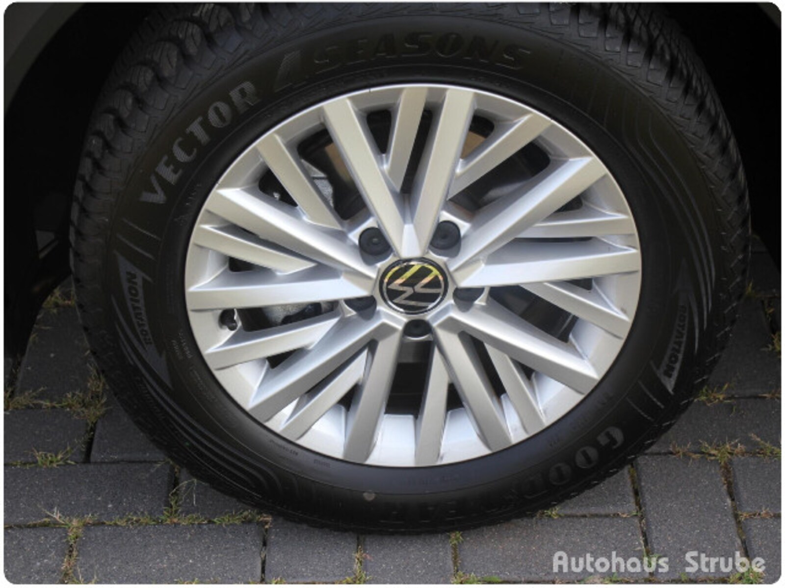 Volkswagen T-Roc – Bild 13