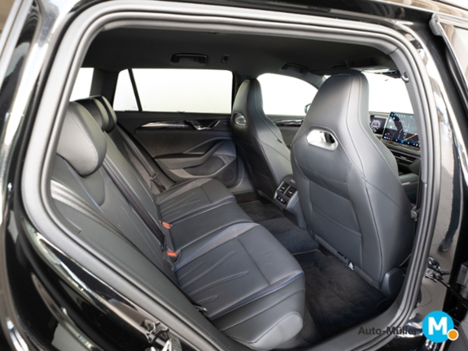 Volkswagen Passat – Bild 13