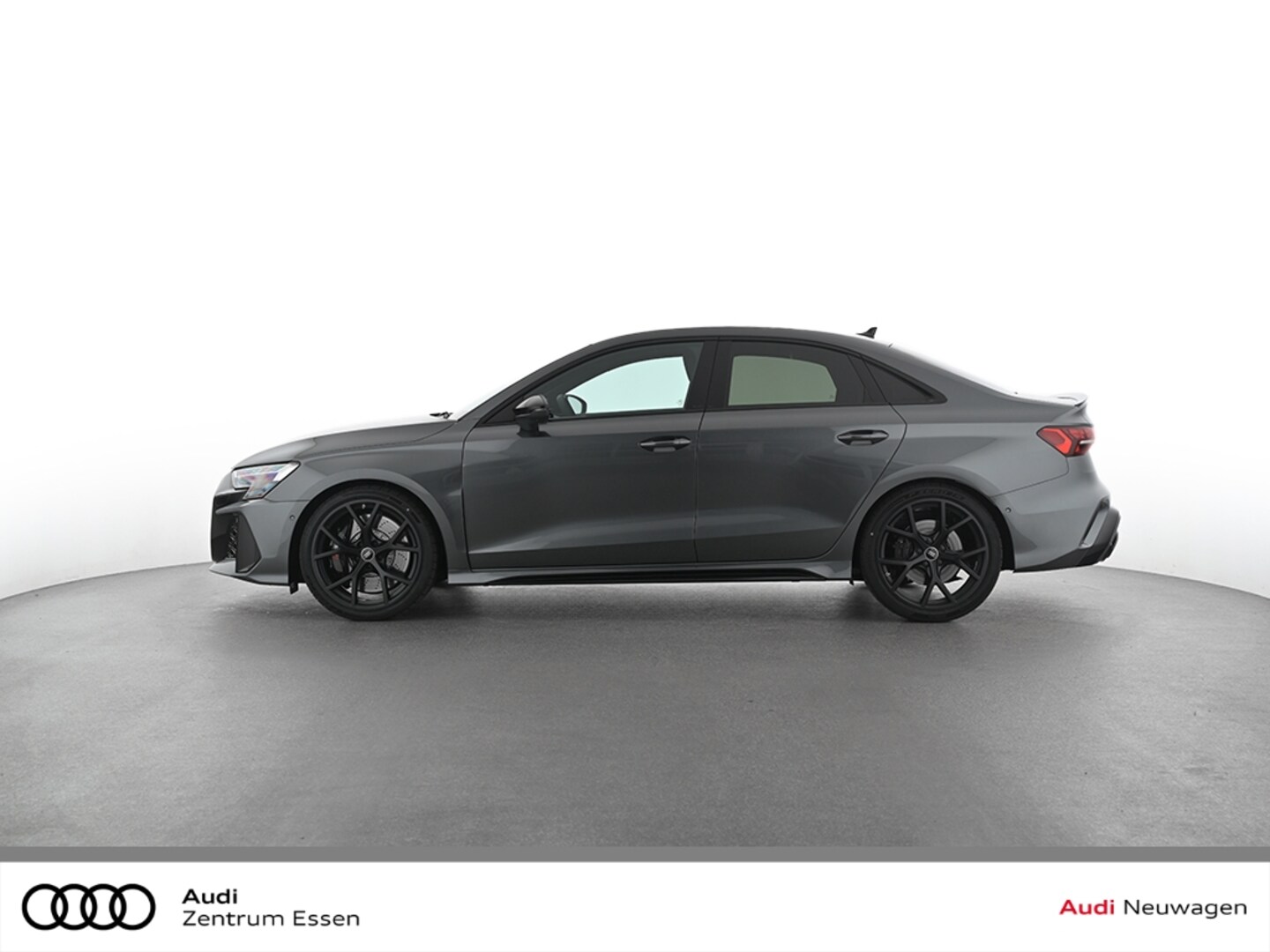 Bild über Audi RS 3 Limousine TFSI quattro 294 kW S tronic - für weitere Informationen kontaktieren Sie den Audi Partner