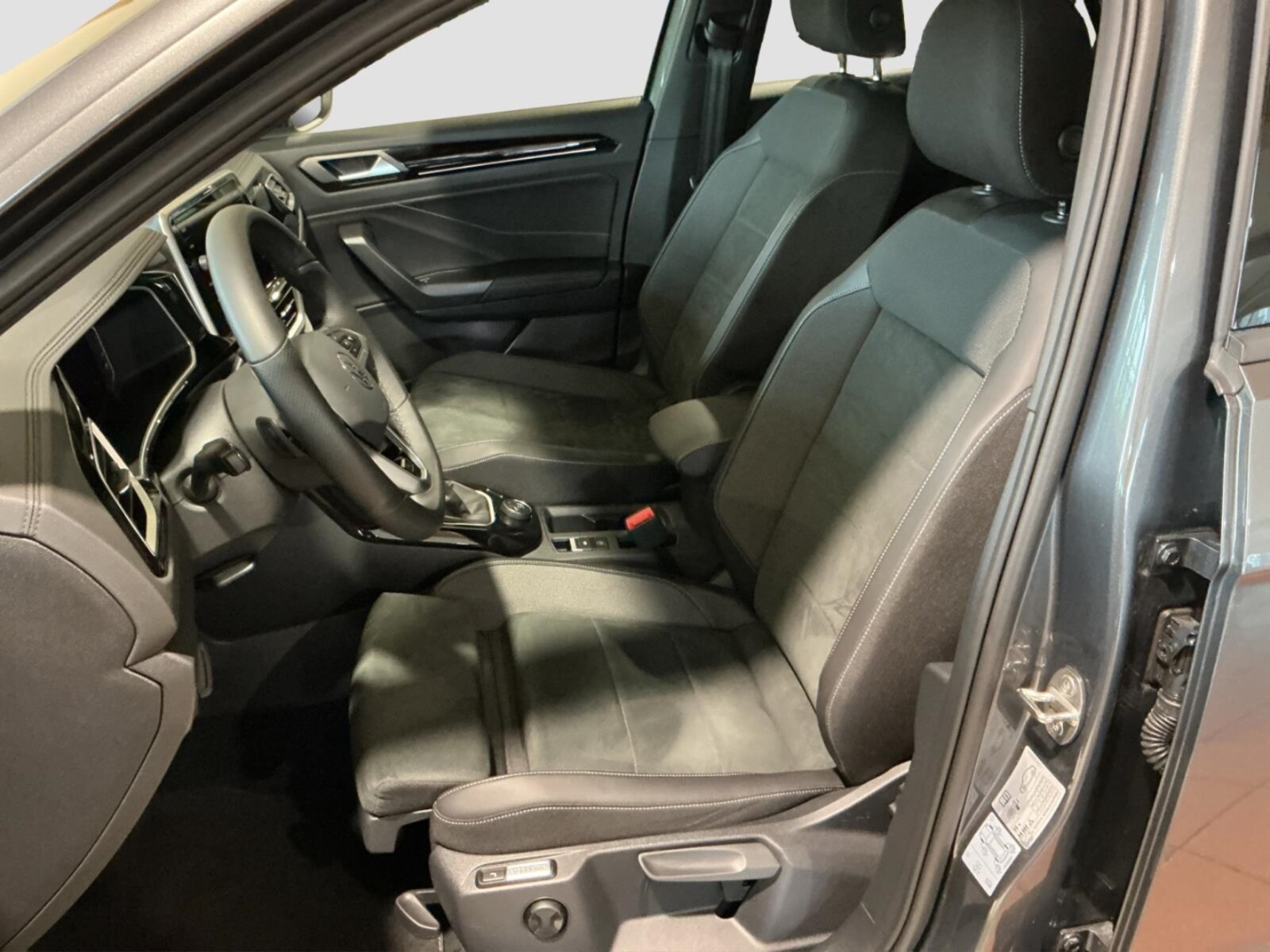 Volkswagen T-Roc – Bild 10
