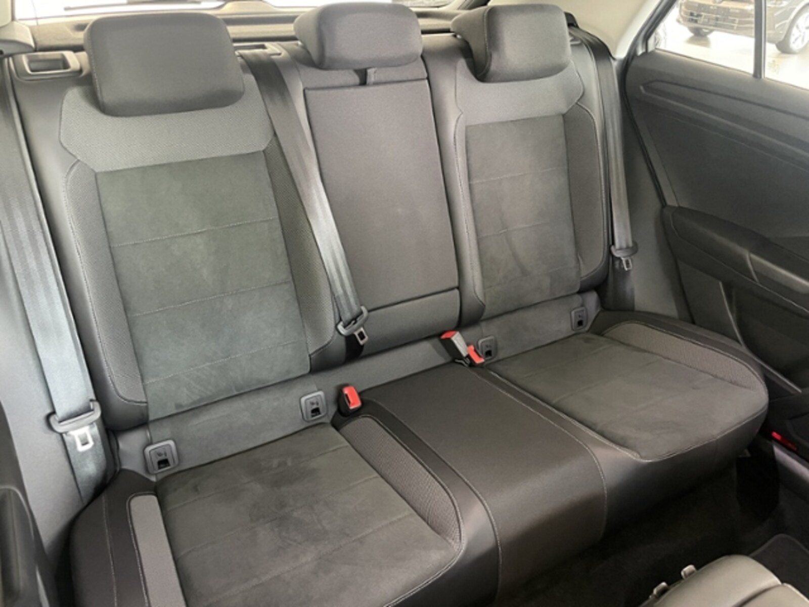 Volkswagen T-Roc – Bild 12