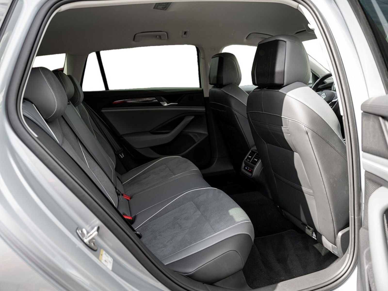Volkswagen Passat – Bild 4
