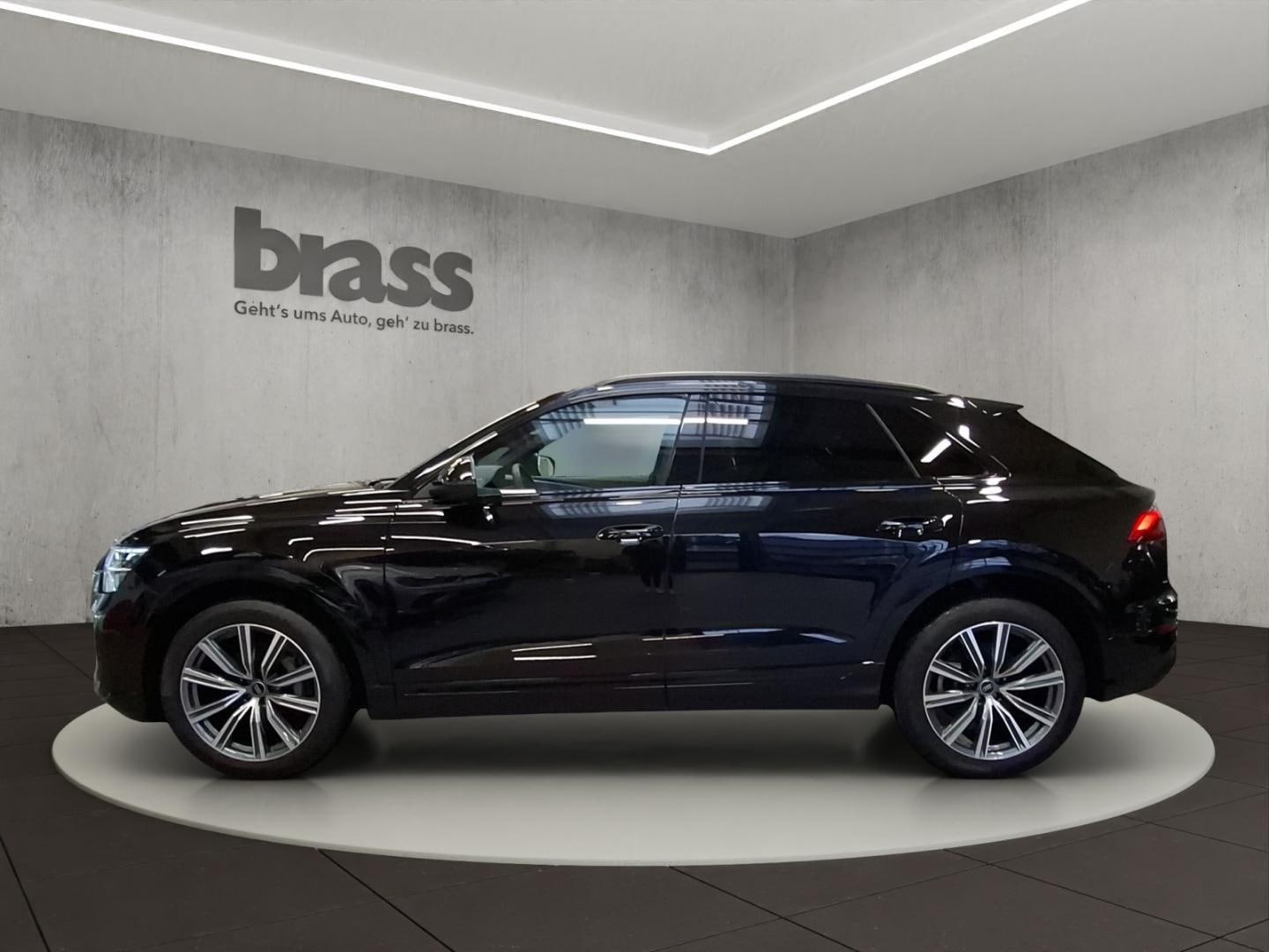 Bild über Audi Q8 SUV 45 TDI quattro tiptronic - für weitere Informationen kontaktieren Sie den Audi Partner