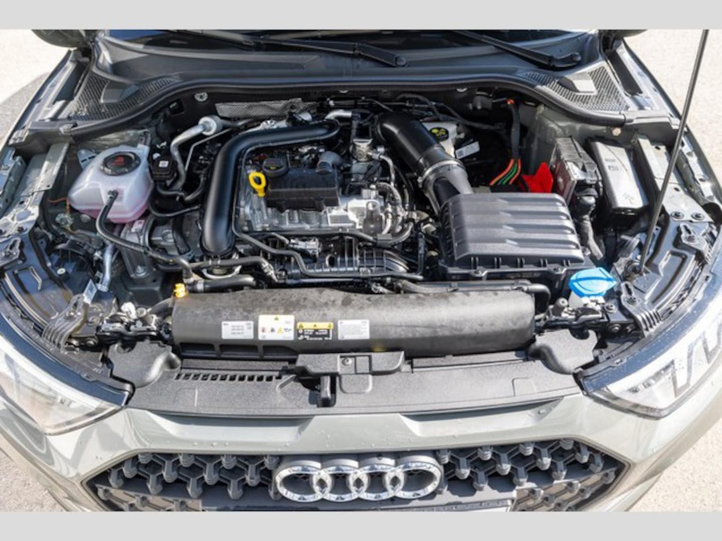 Bild über Audi A1 allstreet 30 TFSI S tronic - für weitere Informationen kontaktieren Sie den Audi Partner