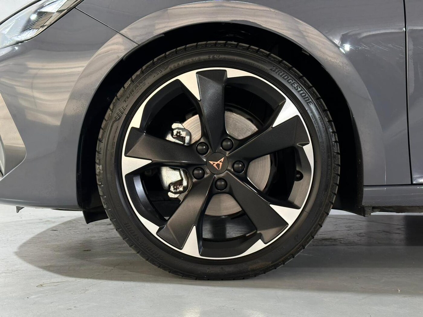 CUPRA Leon León 1.5 eTSI DSG 110 kW (150 CV) — photo 9