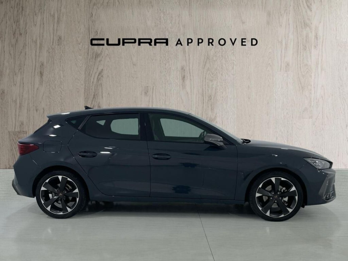 CUPRA Leon León 1.5 TSI 110 kW (150 CV) — photo 3