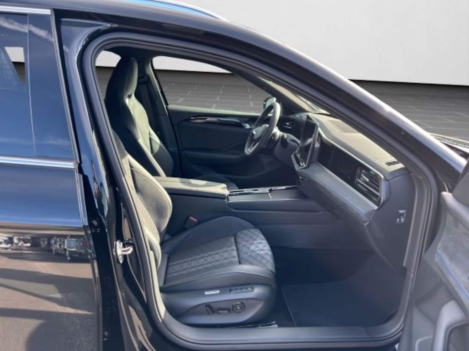 Volkswagen Passat R-Line