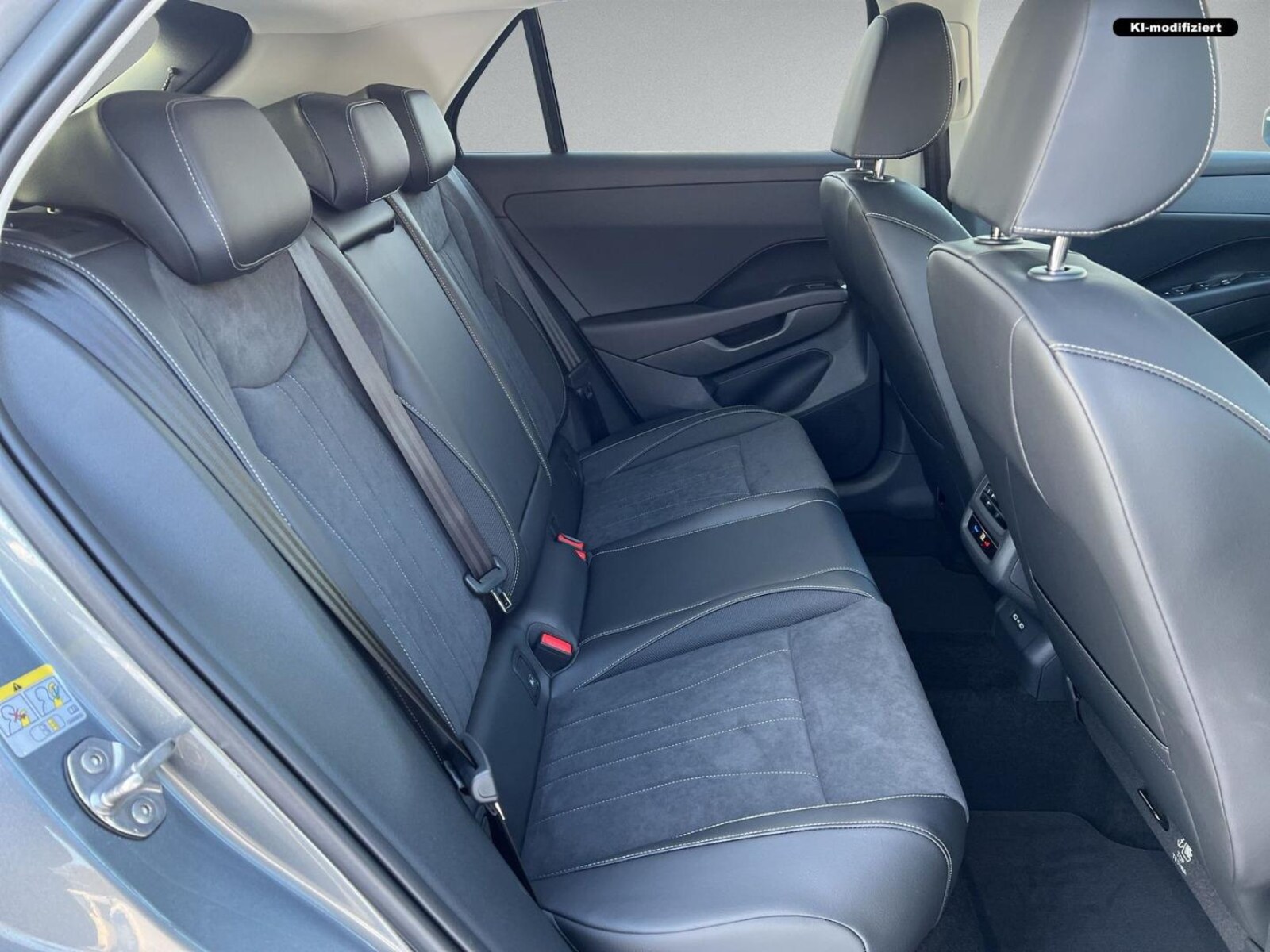 Volkswagen T-Roc – Bild 12