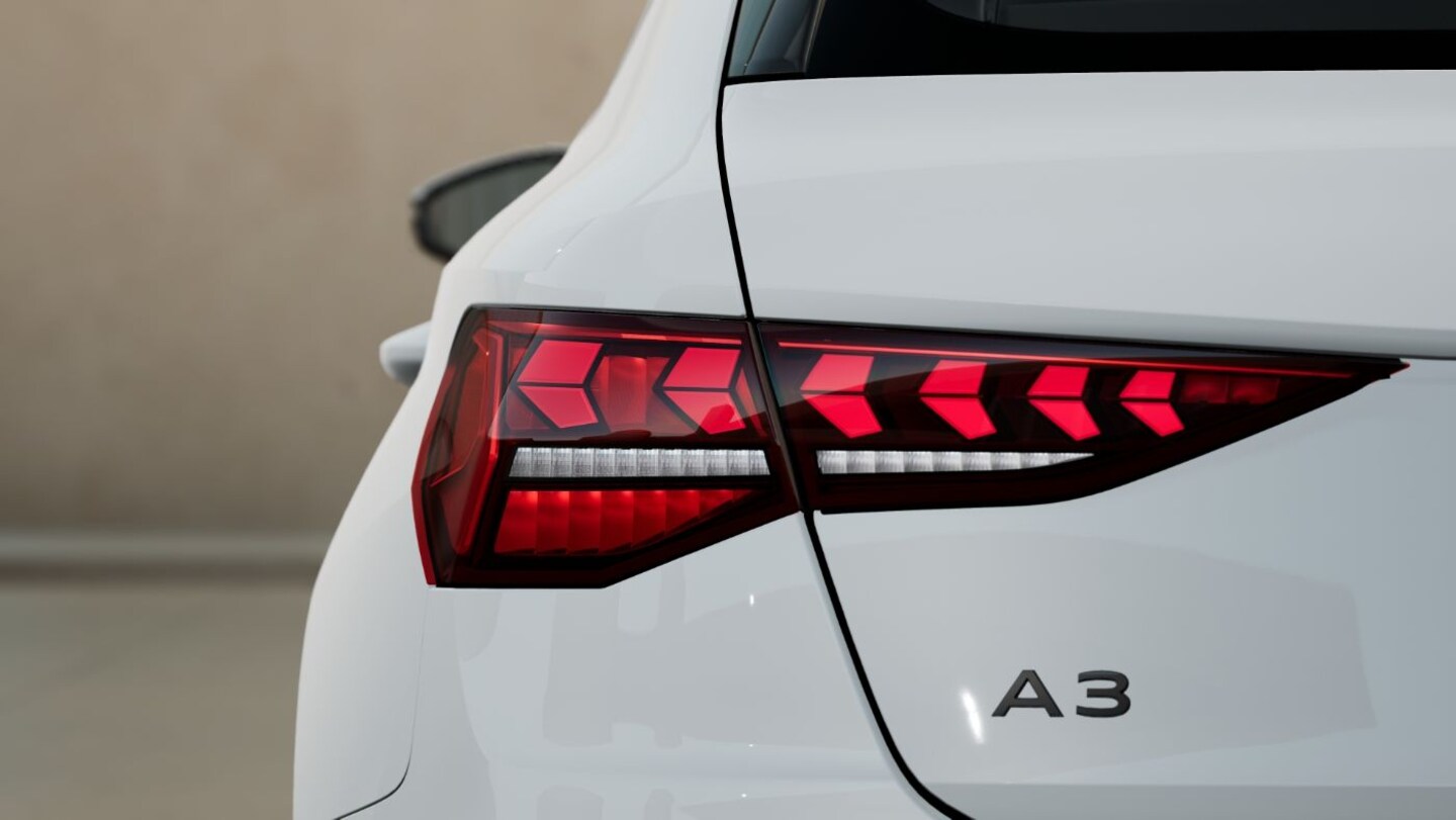 Bild über Audi A3 Sportback 35 TFSI S tronic - für weitere Informationen kontaktieren Sie den Audi Partner