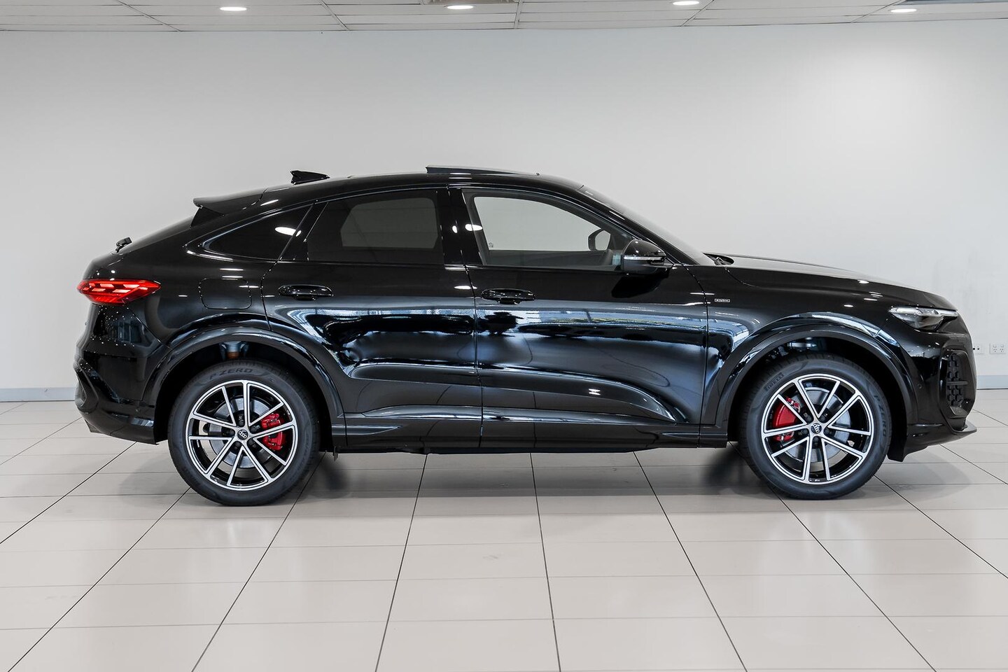 Image about Audi Q5 Sportback e-hybrid quattro S tronic