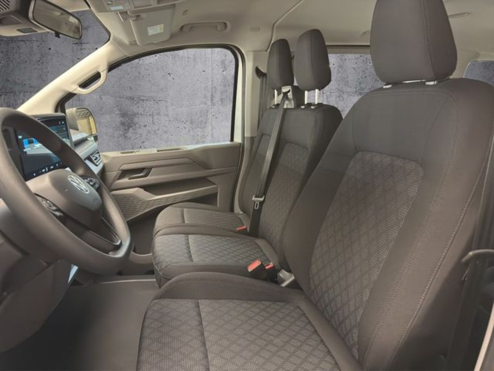 Volkswagen Transporter Kombi langer Radstand – Bild 9