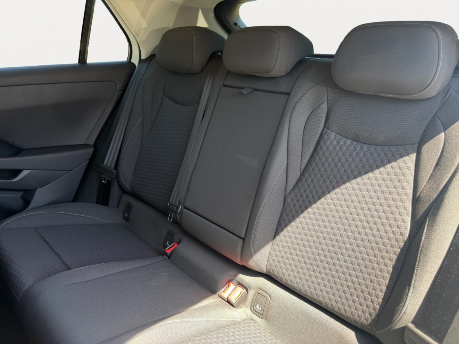 Volkswagen T-Roc – Bild 12