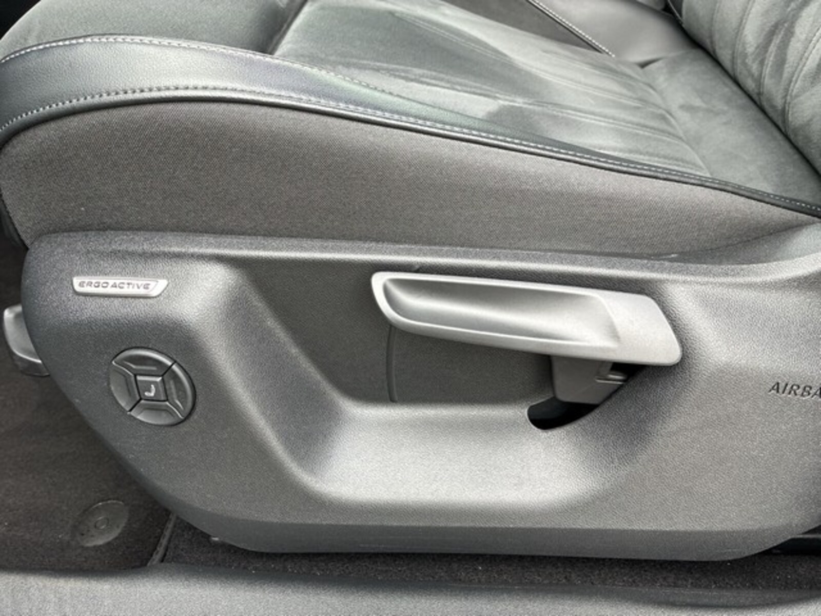 Volkswagen Tiguan – Bild 14