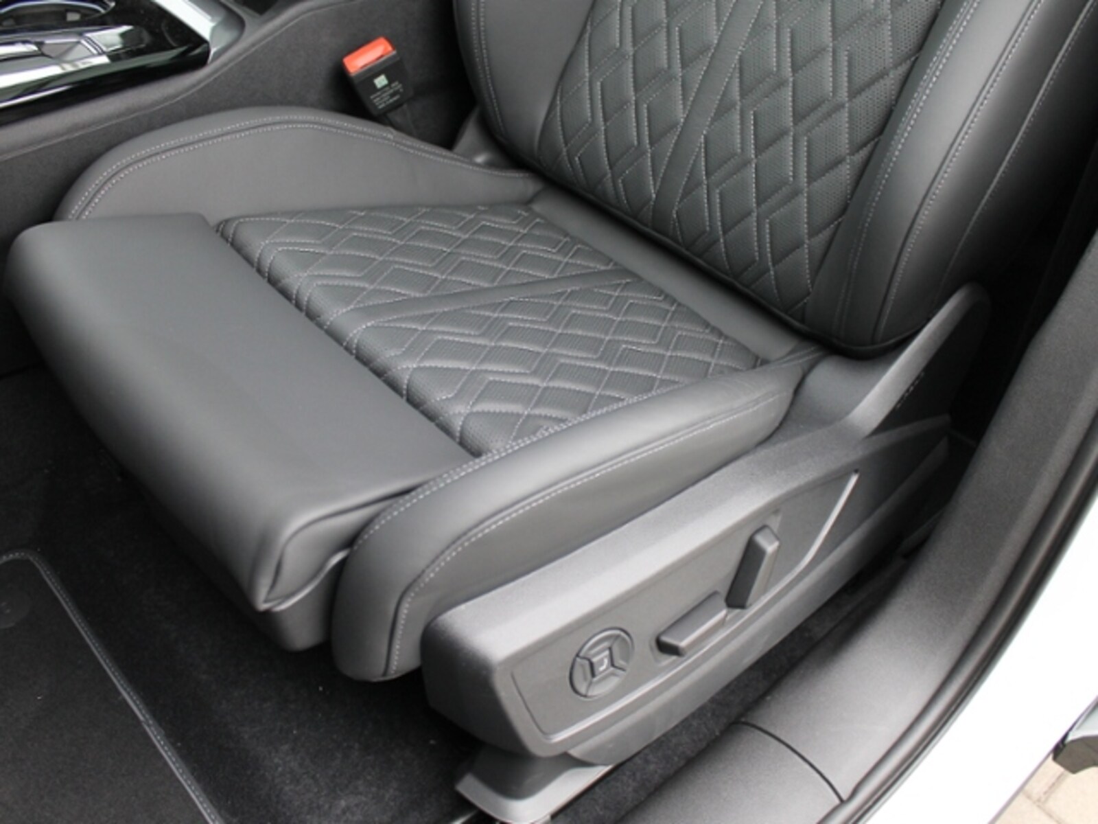 Audi SQ5 – Bild 9